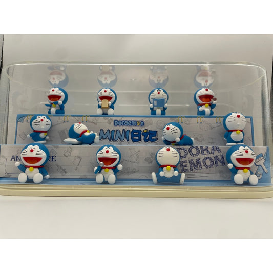 【超逗熊】正版 哆啦A夢 mini日記 米粒 12個公仔+展示架 獨家售賣 送禮 收藏 商品圖片 1