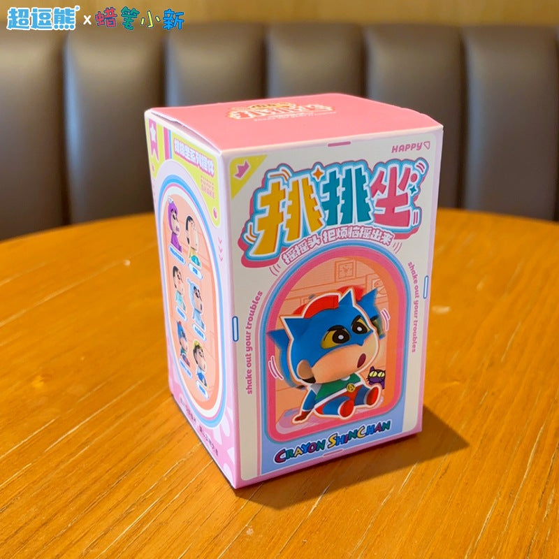 【超逗熊】正版 蠟筆小新 擺件盲盒 潮流車載手辦擺件 桌面卡通裝飾品 公仔玩偶擺件 送禮 規格圖片 1